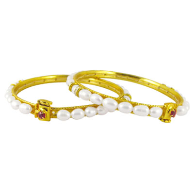 Oval Pearl Bangles