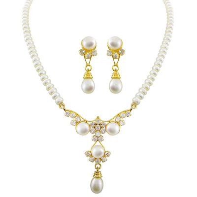 Sanjitha Pearl Set