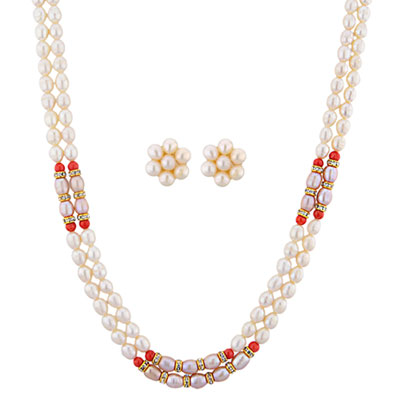 Crunchy Pearl Necklace Set